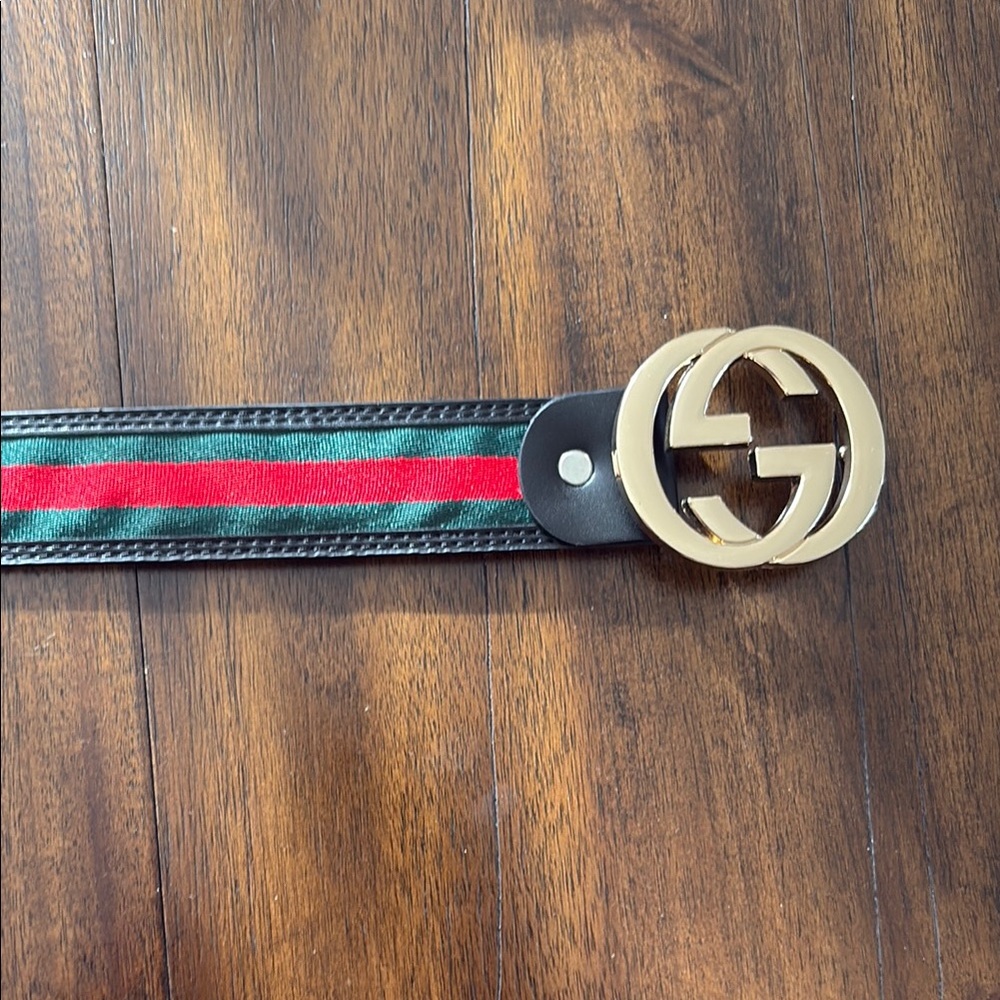 Gucci Men's Black and Red Belt